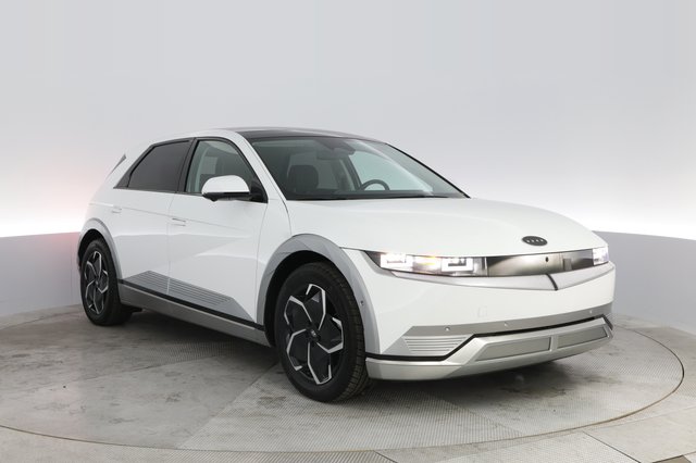 2024 Hyundai IONIQ 5 — photo 10 of 24