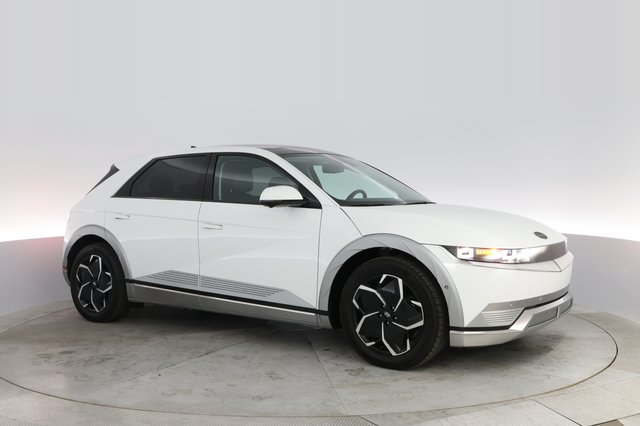 2024 Hyundai IONIQ 5 — photo 11 of 24
