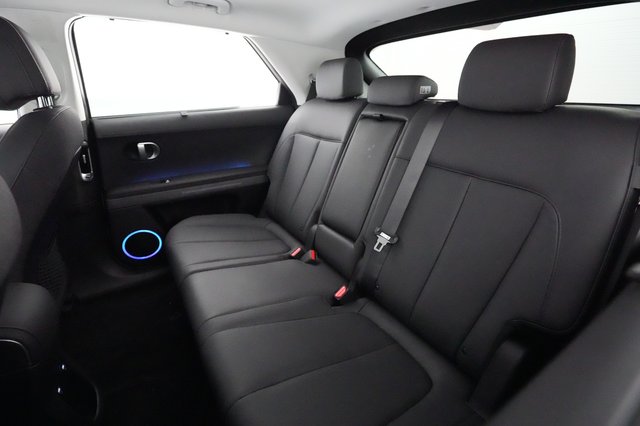 2024 Hyundai IONIQ 5 — photo 18 of 24