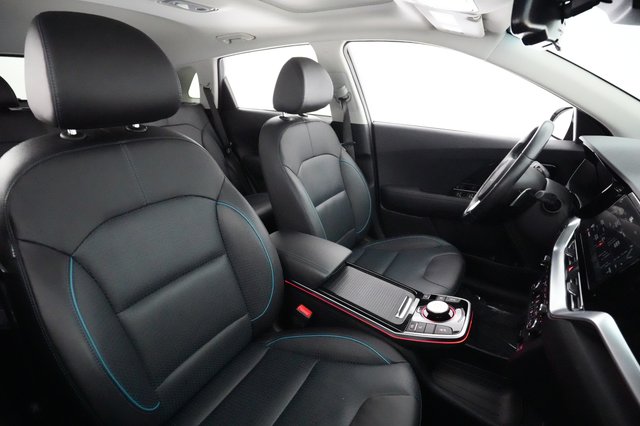 2022 Kia Niro EV — photo 18 of 27