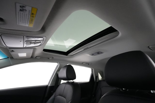 2022 Kia Niro EV — photo 20 of 27