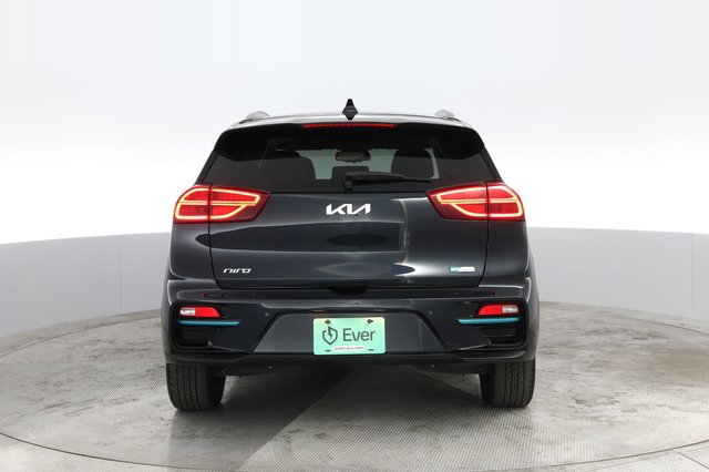 2022 Kia Niro EV — photo 12 of 27