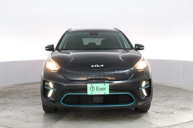 2022 Kia Niro EV — photo 9 of 27