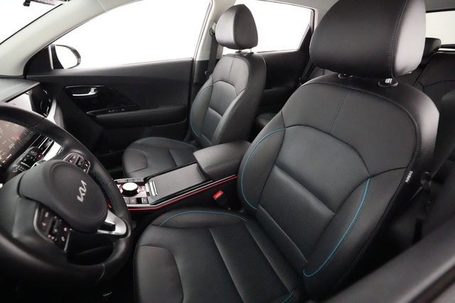2022 Kia Niro EV — photo 3 of 27