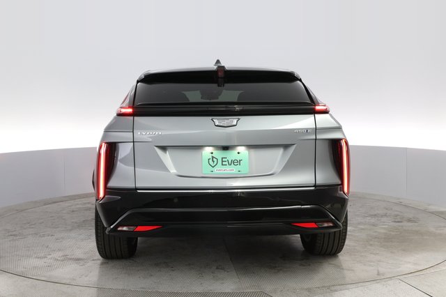 2024 Cadillac Lyriq — photo 12 of 21
