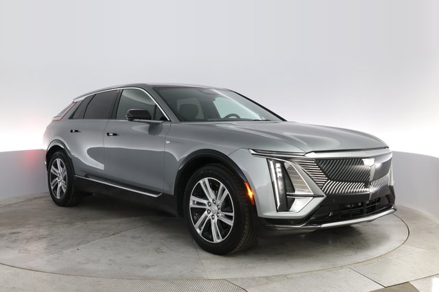 2024 Cadillac Lyriq — photo 10 of 21