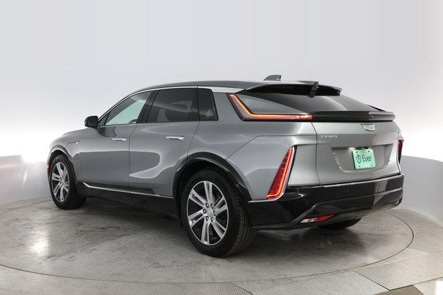 2024 Cadillac Lyriq — photo 13 of 21