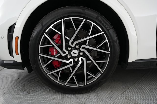 2023 Ford Mustang Mach-E — photo 7 of 24