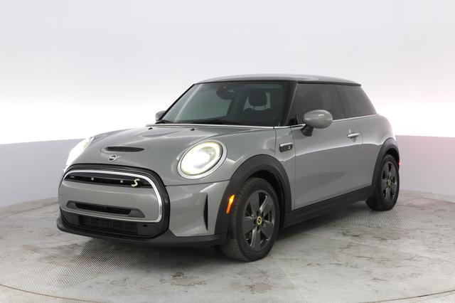 2022 MINI Cooper SE — VIN WMW13DJ07N2S30869