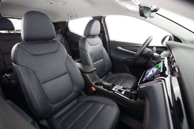 2022 Chevrolet Bolt EUV — photo 18 of 20