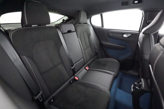 2022 Volvo C40 Recharge — photo 4 of 22