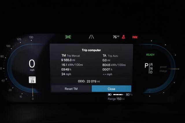 2022 Volvo C40 Recharge — photo 5 of 22