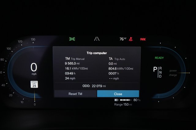 2022 Volvo C40 Recharge — photo 5 of 22