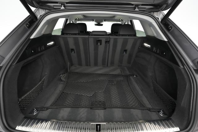 2021 Audi e-tron — photo 6 of 21