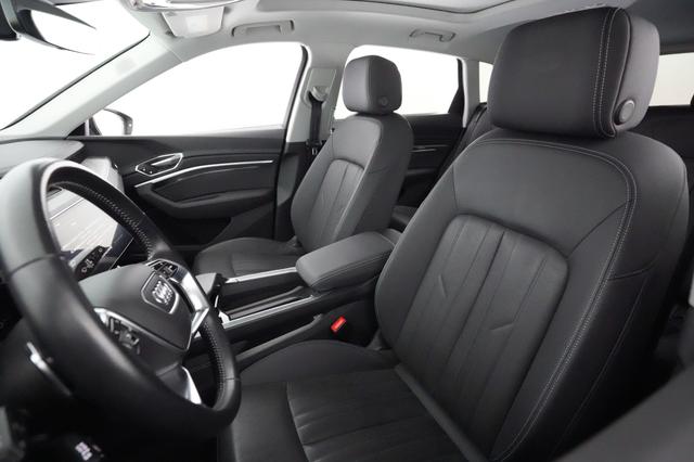 2021 Audi e-tron — photo 3 of 21