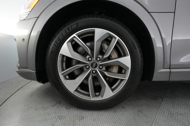 2021 Audi e-tron — photo 15 of 21