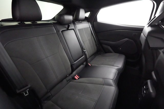 2021 Ford Mustang Mach-E — photo 4 of 22