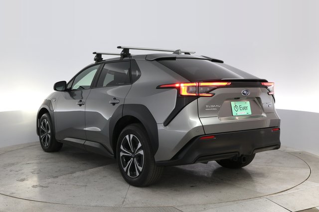 2023 Subaru Solterra — photo 13 of 24