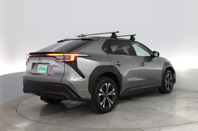 2023 Subaru Solterra — photo 2 of 24