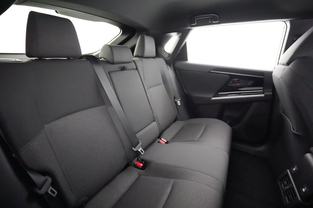 2023 Subaru Solterra — photo 4 of 24