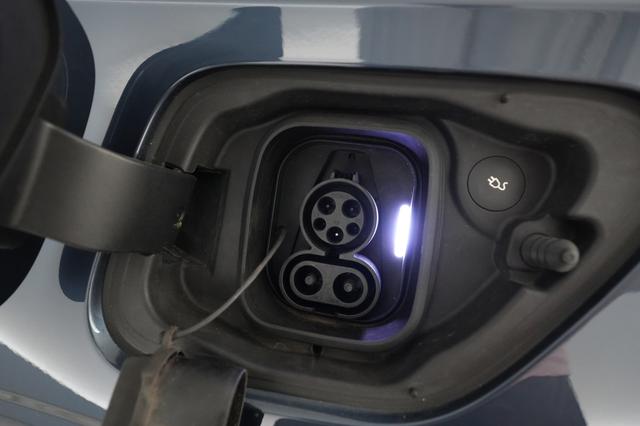 2022 Polestar 2 — photo 8 of 22