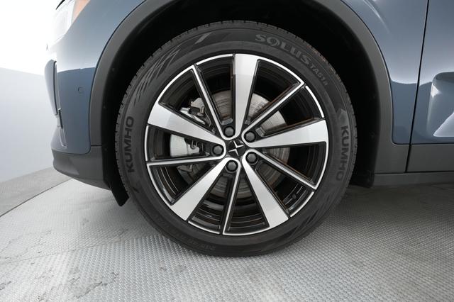 2022 Polestar 2 — photo 7 of 22