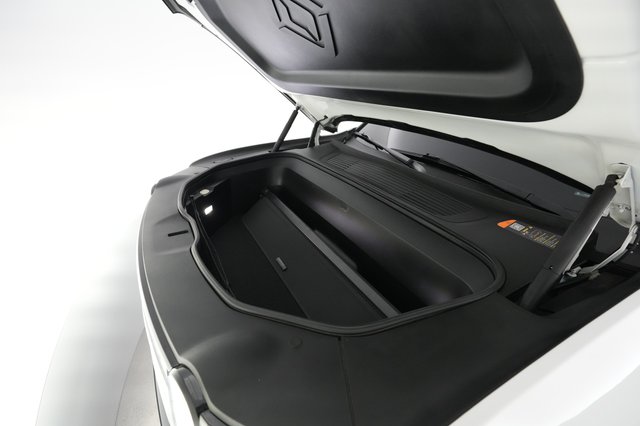 2023 Rivian R1S — photo 22 of 24