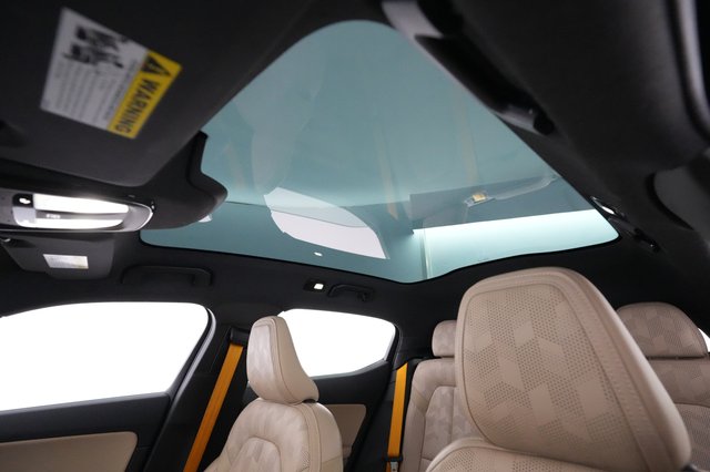 2022 Polestar 2 — photo 20 of 22