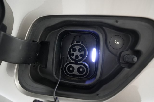 2022 Polestar 2 — photo 8 of 22