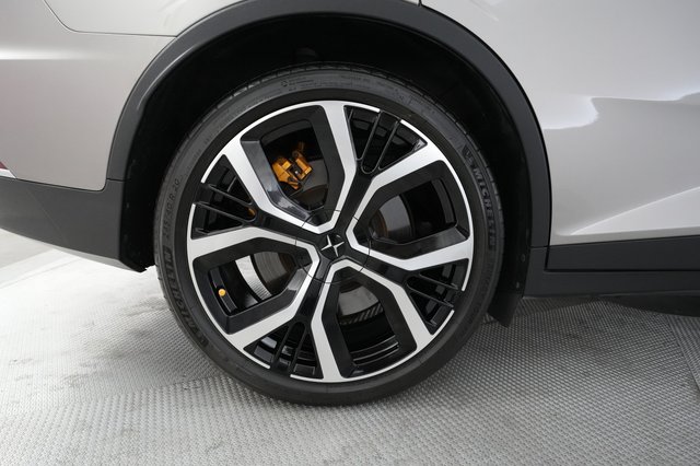 2022 Polestar 2 — photo 16 of 22