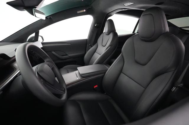 2023 Tesla Model X
