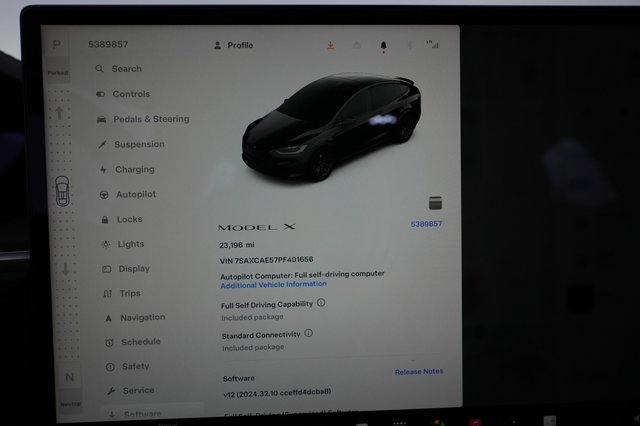 2023 Tesla Model X — photo 5 of 22