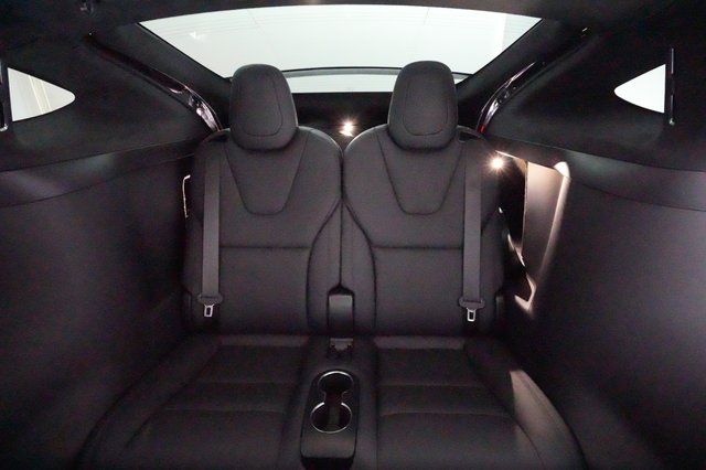 2023 Tesla Model X — photo 20 of 22