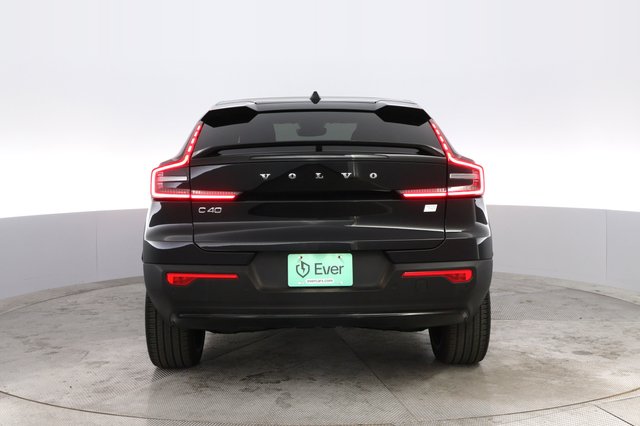 2023 Volvo C40 Recharge — photo 12 of 23