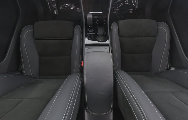 2023 Volvo C40 Recharge — photo 21 of 23