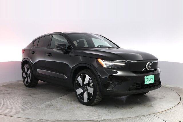 2023 Volvo C40 Recharge — photo 10 of 23