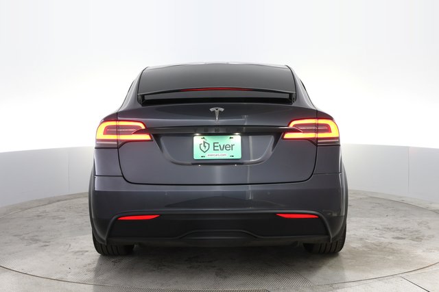 2023 Tesla Model X — photo 12 of 26