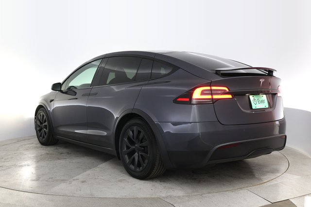 2023 Tesla Model X — photo 13 of 26