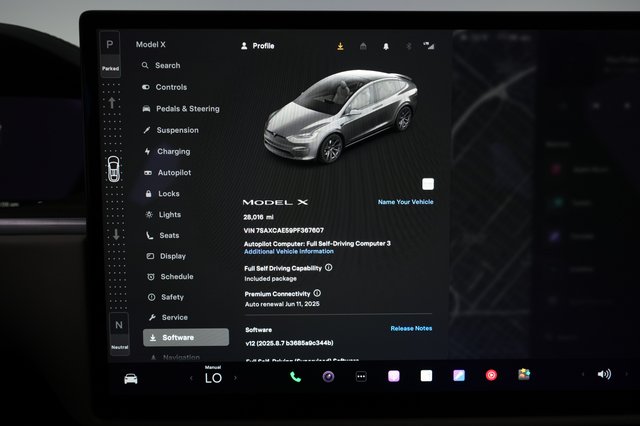 2023 Tesla Model X — photo 5 of 26