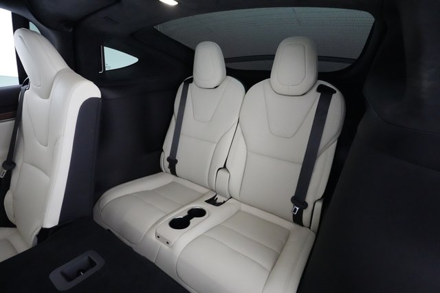 2023 Tesla Model X — photo 20 of 26