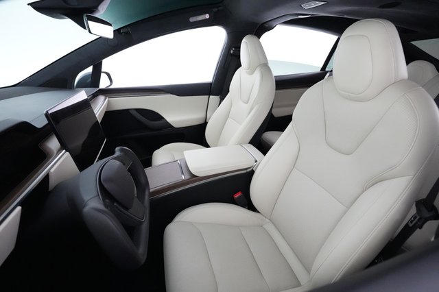 2023 Tesla Model X — photo 3 of 26