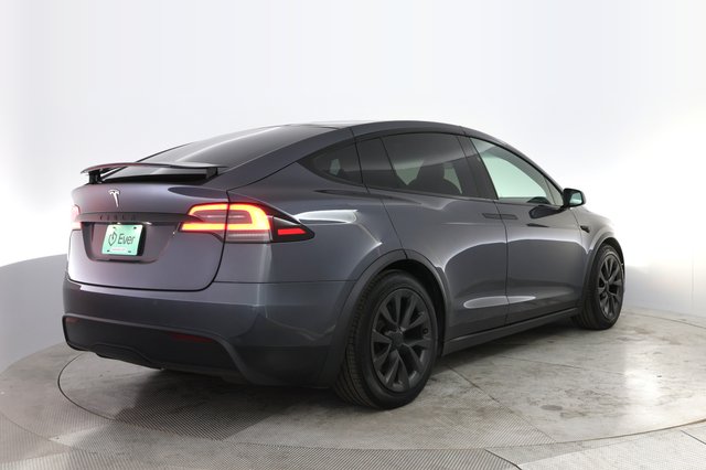 2023 Tesla Model X — photo 2 of 26