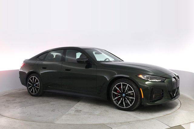 2024 BMW i4 — photo 11 of 24