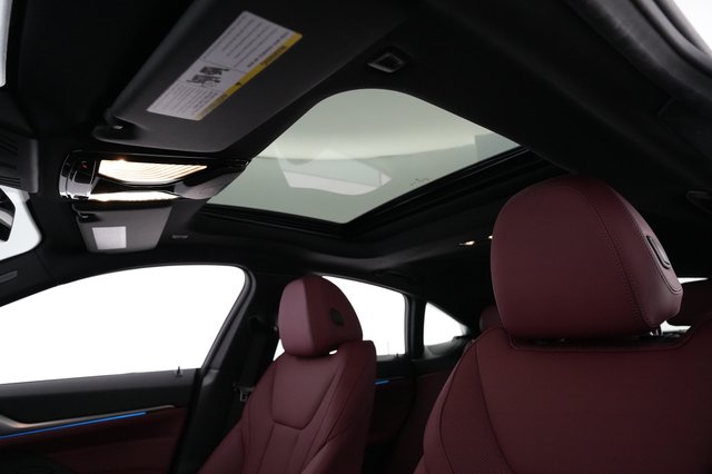 2024 BMW i4 — photo 23 of 24