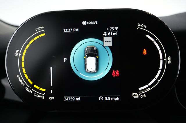 2023 MINI Cooper SE — photo 5 of 18