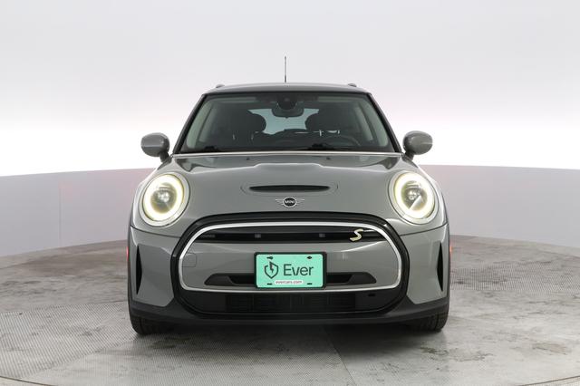 2023 MINI Cooper SE — photo 9 of 18