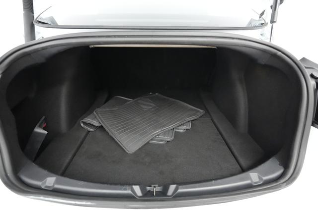 2023 Tesla Model 3 — photo 6 of 22