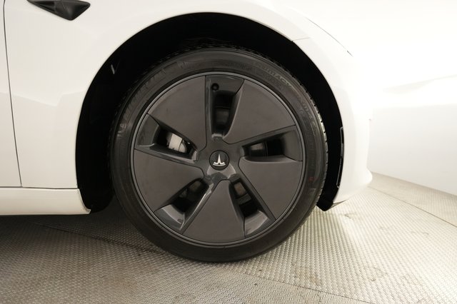 2023 Tesla Model 3 — photo 7 of 22
