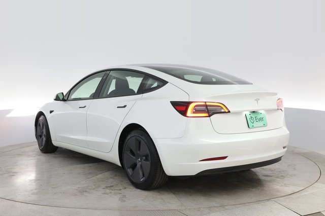2023 Tesla Model 3 — photo 13 of 22