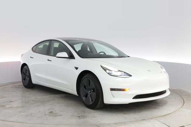 2023 Tesla Model 3 — photo 10 of 22